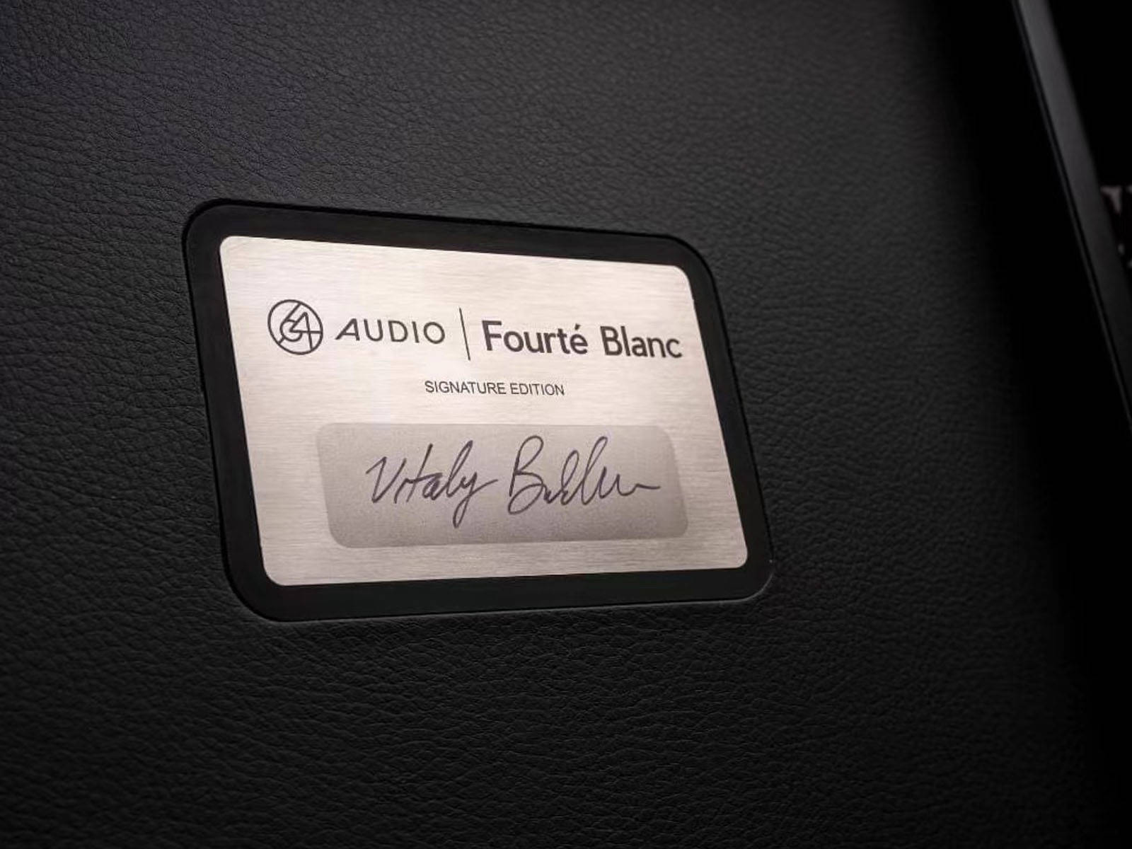 散人传奇苹果版:64 Audio Fourté Blanc 创始人签名版之传奇谢幕 amp; 荣耀赓续-第4张图片-太平洋在线下载